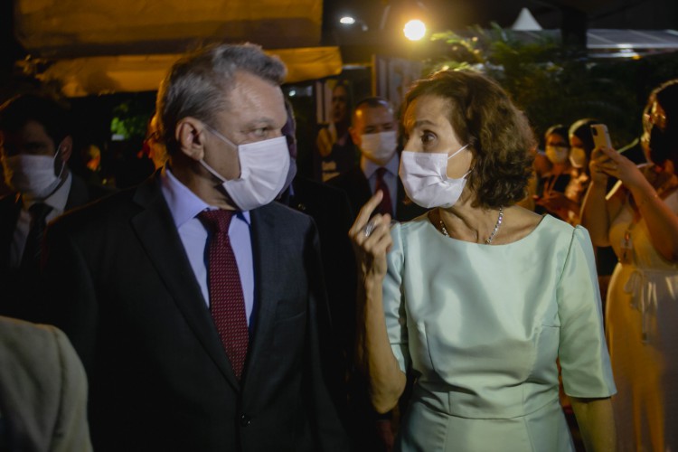 ￼PREFEITO disse que houve telefonema entre ele e a governadora