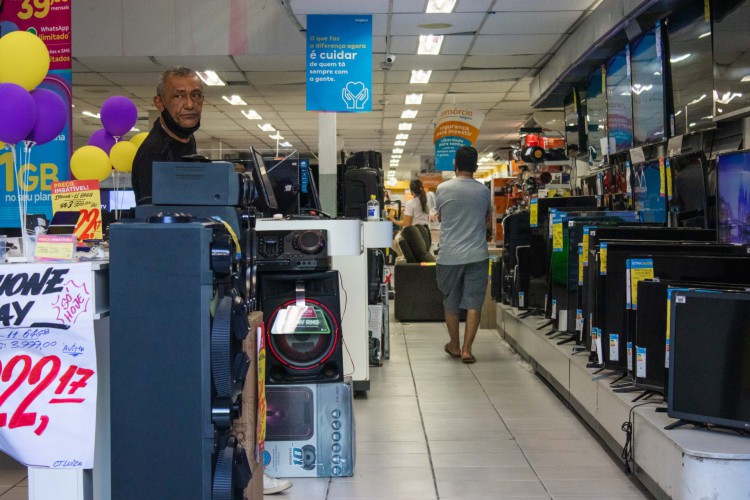 Dentre as categorias mais procuradas pelos consumidores estão: eletrodomésticos, celulares e acessórios e eletrônicos