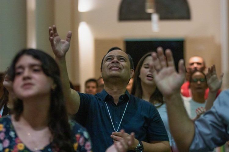 FORTALEZA, CEARÁ,17-04-2022: Missa de Páscoa realizada na Catedral Metropolitana de Fortaleza. (Foto: Fernanda Barros/ O Povo)







