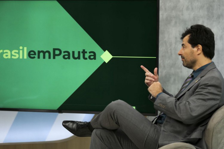 O assessor especial de Assuntos Estratégicos do Ministério da Economia, Adolfo Sachsida, é o entrevistado do programa, Brasil em Pauta, na TV Brasil 