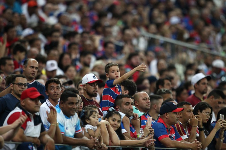 Torcida do Fortaleza promete comparecer em bom p&uacute;blico para terceiro jogo do Le&atilde;o na Libertadores