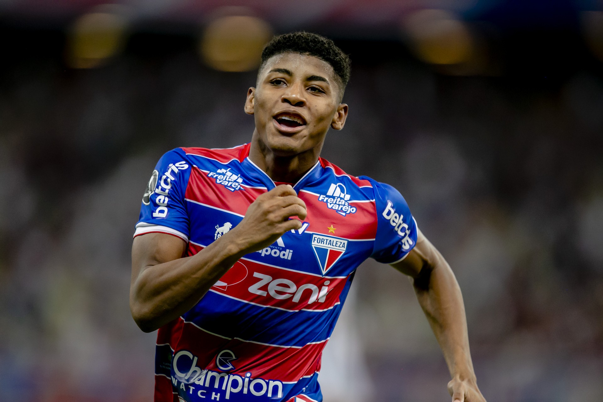 Jovem volante Hércules anotou o gol do triunfo tricolor (Foto: Aurelio Alves)