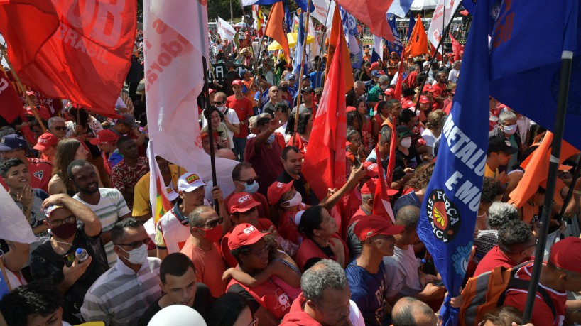 1º de maio tem manifestações de apoio a Bolsonaro e Lula pelo Brasil