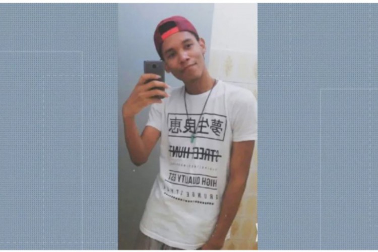 Mateus Domingues Carvalho, de 21 anos, atendente do McDonald's da Taquara, na Zona Oeste do Rio