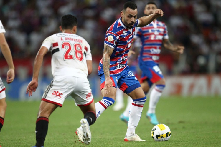 Fortaleza e S&atilde;o Paulo disputam o jogo de volta pela S&eacute;rie A do Brasileiro de 2022 neste domingo, 28