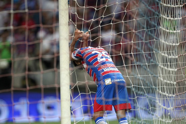 Com gols sofridos no fim do jogo, Tricolor j&aacute; perdeu cinco vezes e deixou uma vit&oacute;ria escapar
