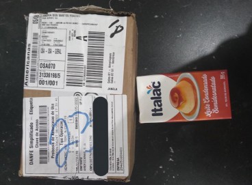 Cliente relata que comprou celular em app das Lojas Americanas e recebeu caixa de leite condensado 