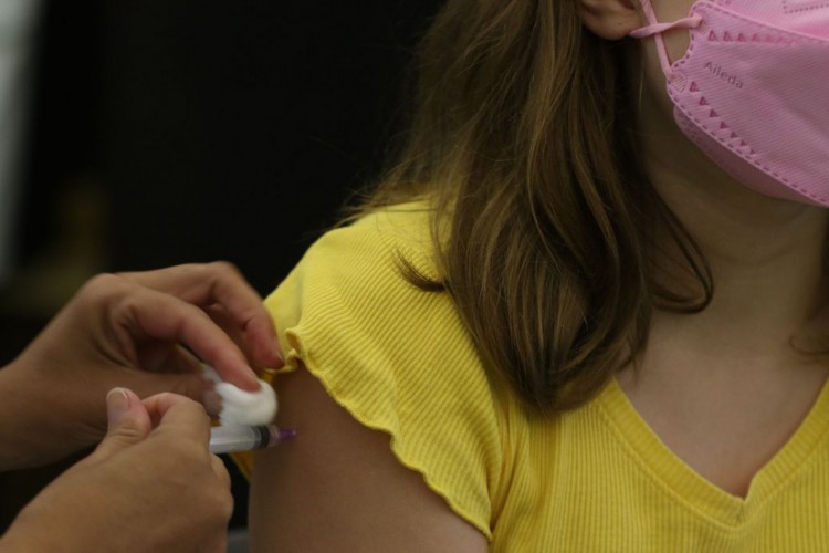 Covid-19: em 24 horas, Brasil teve 23,3 mil novos casos e 126 mortes