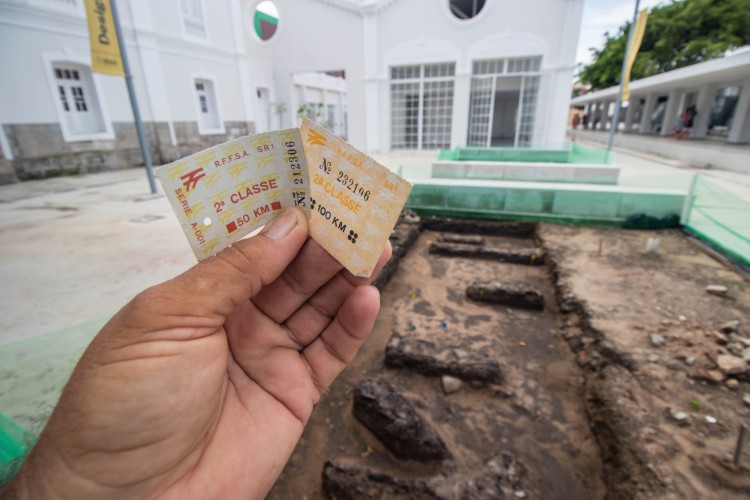 Resquícios do antigo trilho 