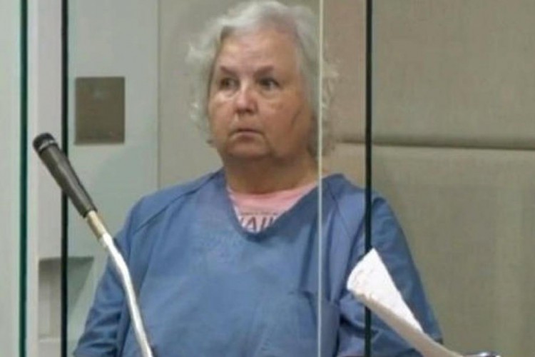 A romancista Nancy Crampton Brophy é acusada de matar o marido