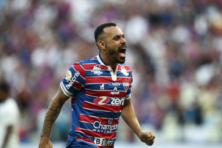 FORTALEZA, CEARÁ, BRASIL, 22.05.2022: Jogo pela série A do campeonato brasileiro entre Fortaleza e Fluminense. arena Castelão.  (fotos: Fabio Lima/O POVO)