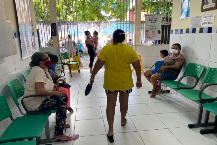 Movimentação no Posto de Saúde Irmã Hercília Aragão
