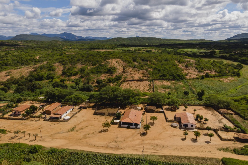 A foto aérea da comunidade de Queimadas, que vai ser uma das impactadas pelo Projeto de Santa Quitéria(Foto: Aurelio Alves)