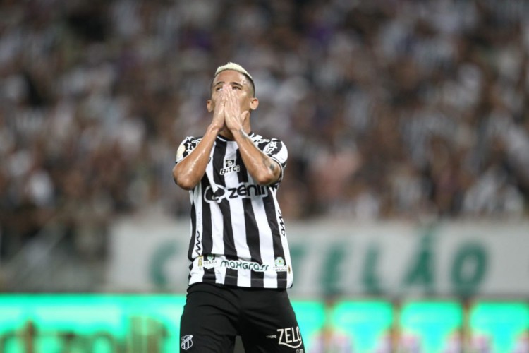 O Ceará sofreu empate no fim e deixou escapar o que seria a primeira vitória em casa no Brasileirão 2022