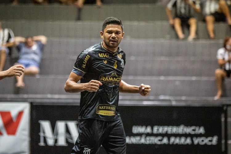 Domar retorna ao Ceará com vínculo até o final da temporada. 