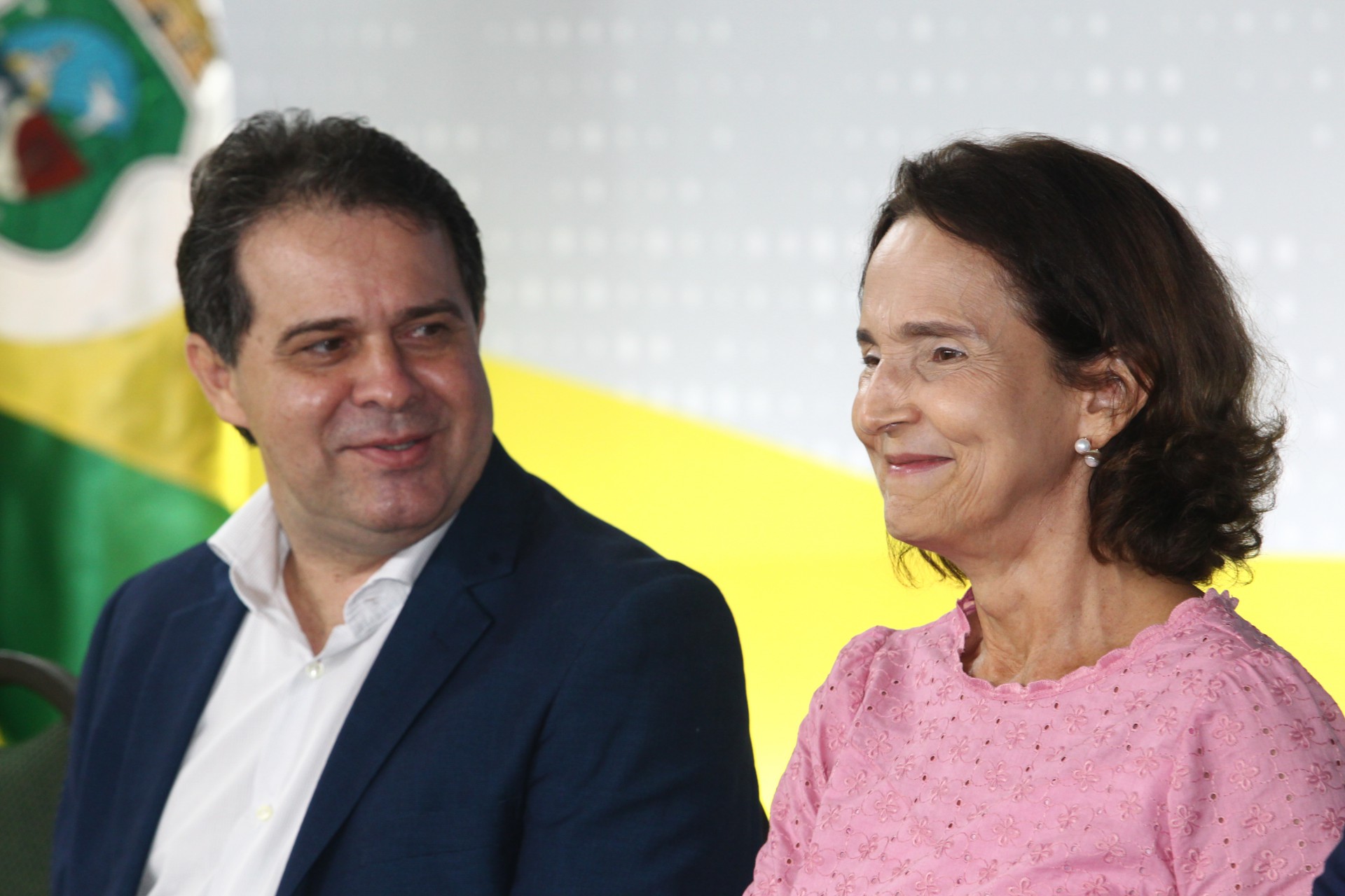 Evandro Leitão, presidente da Assembleia Legislativa do Estado, e Izolda Cela, governadora do Estado (Foto: FABIO LIMA)