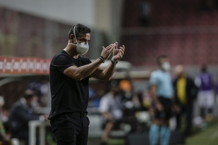 Técnico Marquinhos Santos no jogo América-MG x Guarani de Paraguai, na Arena Independência, pela Copa Libertadores