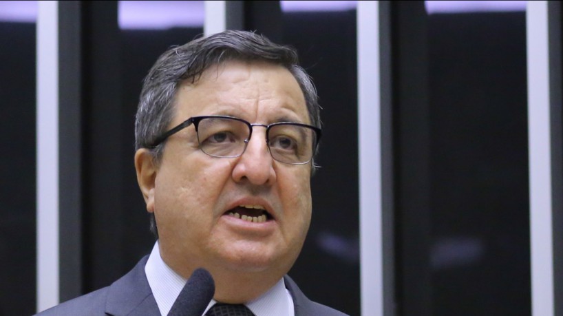 Deputado federal cearense Danilo Forte, do União Brasil, vai relatar PEC que amplia benef&...