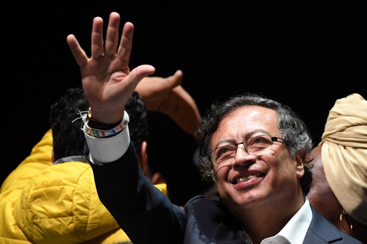 Gustavo Petro, de 62 anos, foi eleito neste domingo, 19,  como novo presidente colombiano