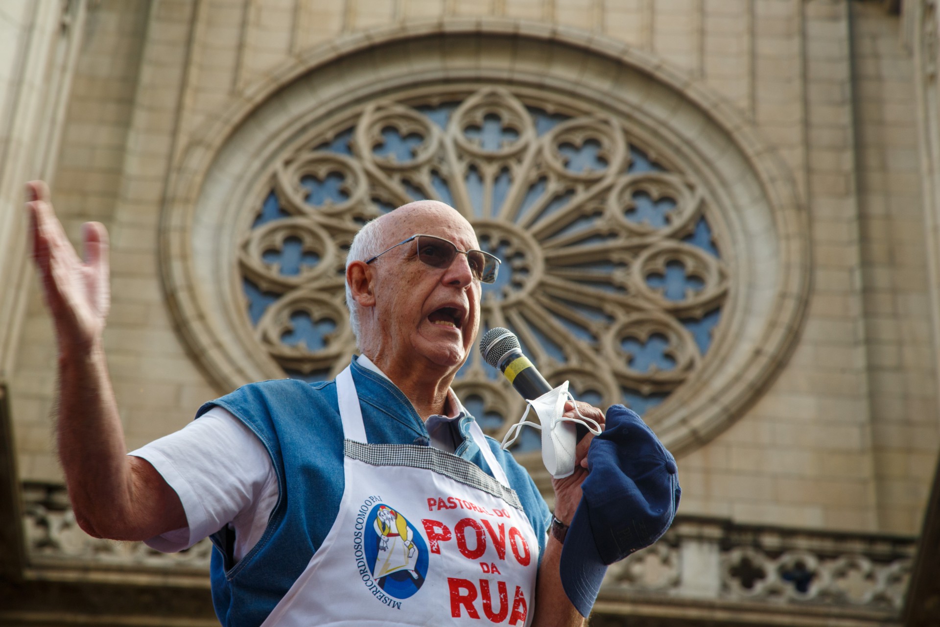 ￼PADRE Júlio Lancelotti é coordenador da Pastoral do Povo de Rua de São Paulo (Foto: ADRIANA SPACA / AE)