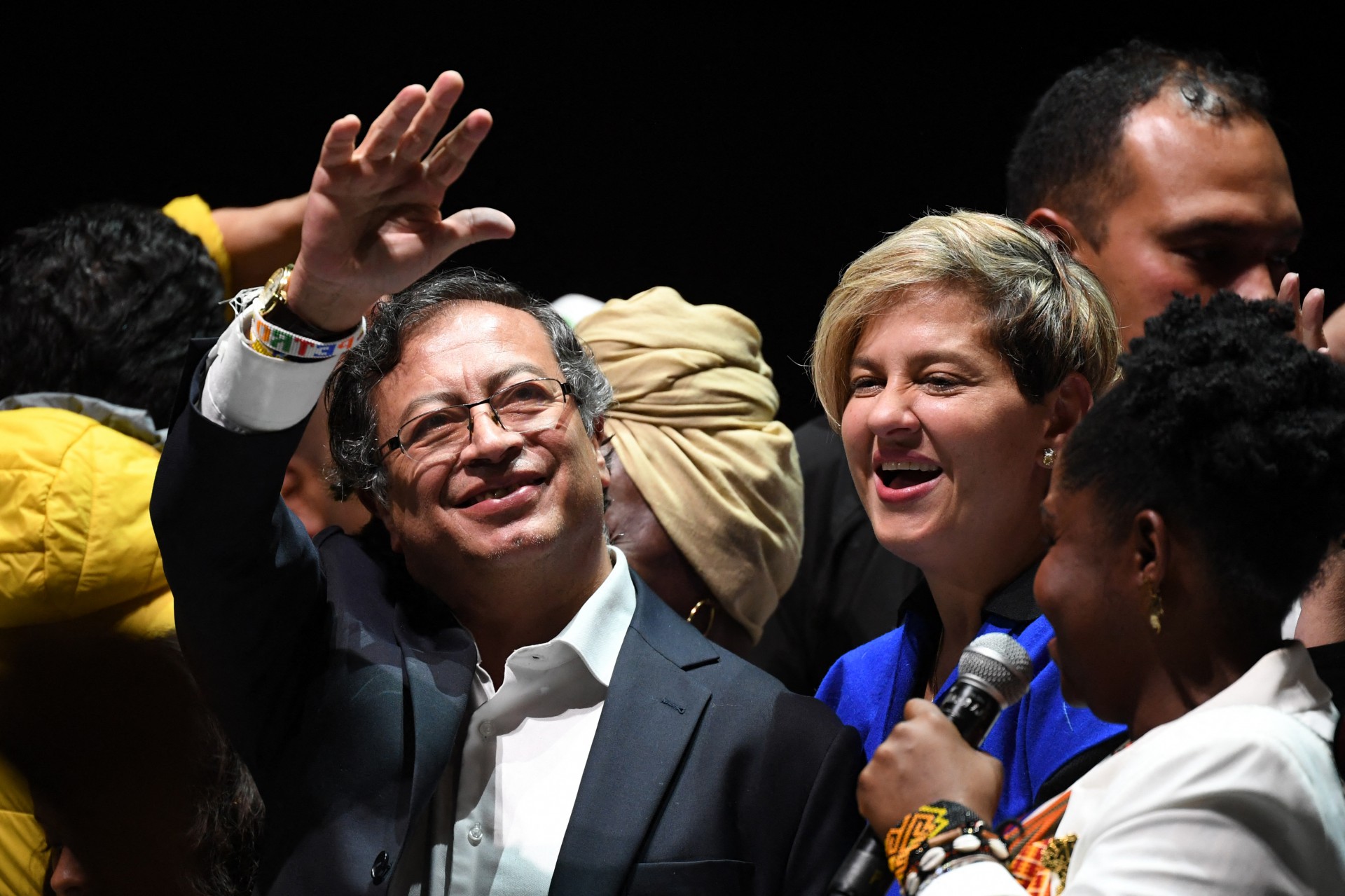 ￼Gustavo Petro foi eleito presidente da Colômbia após disputa acirrada  (Foto: DANIEL MUNOZ/AFP)