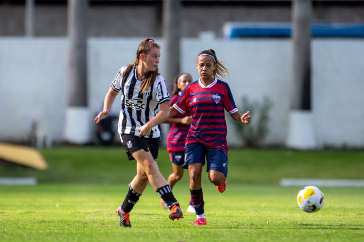 Cear&aacute; e Fortaleza se enfrentaram em Cl&aacute;ssico-Rainha v&aacute;lido pela quinta rodada do Brasileir&atilde;o A2. 