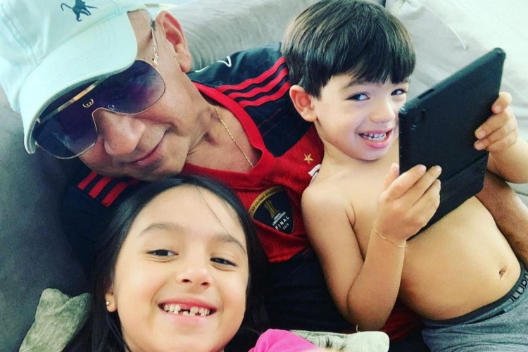 O empresário deixa dois filhos.