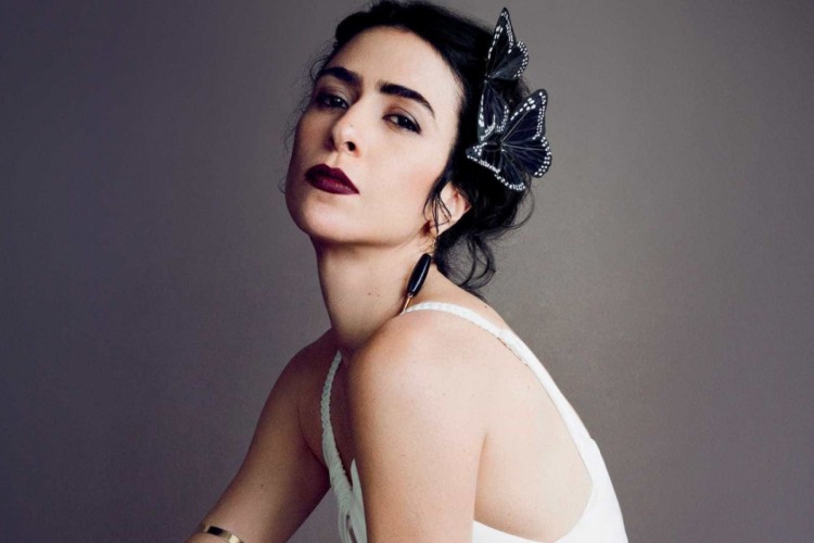 Marisa Monte faz homenagem em show em Londres, na Inglaterra