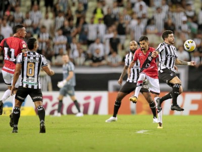 Ceará x Atlético-GO, na Arena Castelão, válido pela 14ª rodada do Brasileirão Série A