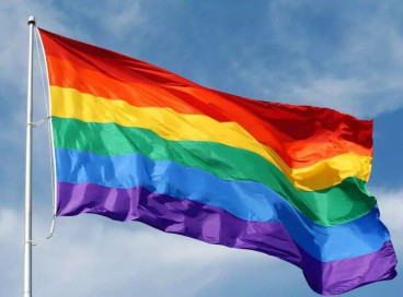 Bandeira que representa a causa LGBTQIA+ 