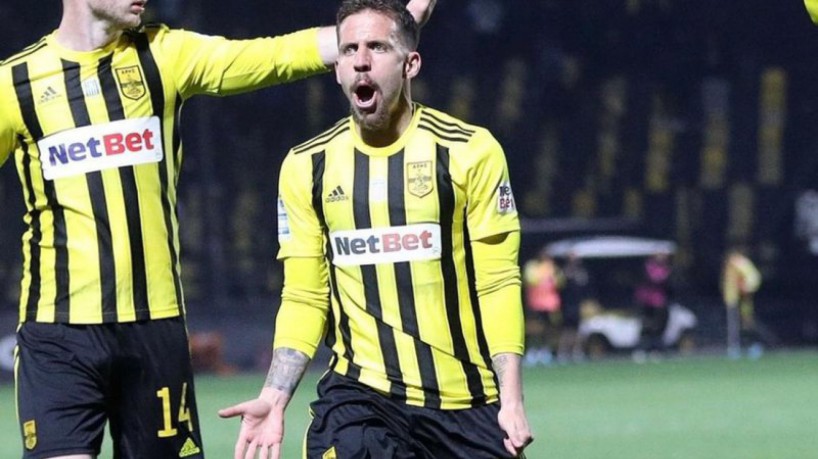 Lucas Sasha, de 32 anos, é o novo reforço do Fortaleza para a temporada. (foto: divulgação/Aris)