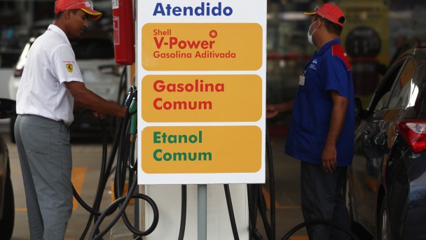Teto do ICMS no Ceará fará preços dos combustíveis reduzirem já nesta semana 