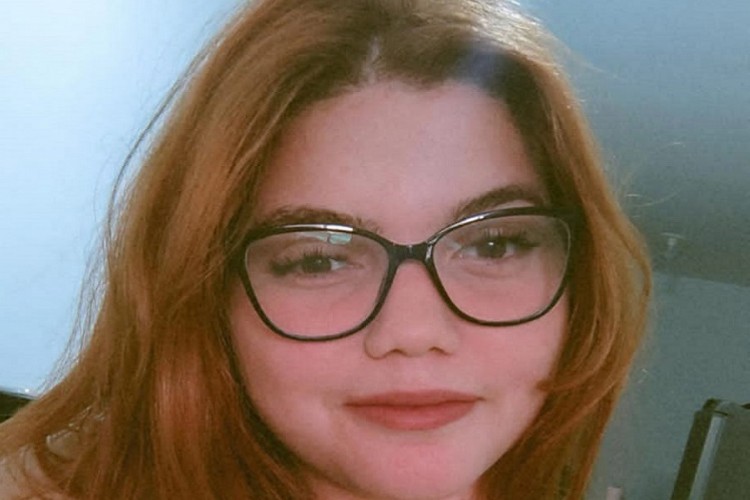 Ingridh Nohana Carvalho Melo, de 20 anos, encontrada morta em um motel no bairro Henrique Jorge. Homem que a acompanhava, João Victor Barbosa Pereira, foi preso em flagrante por feminicídio