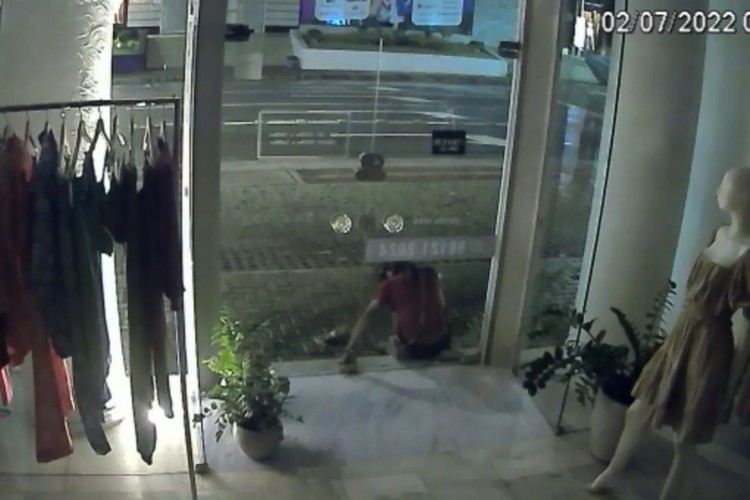 Arrombamento da loja aconteceu durante a madrugada do dia 2 de julho 