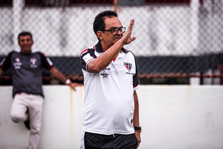 Francisco Diá chega ao Ferroviário com o desafio de salvar o clube do rebaixamento na Série C