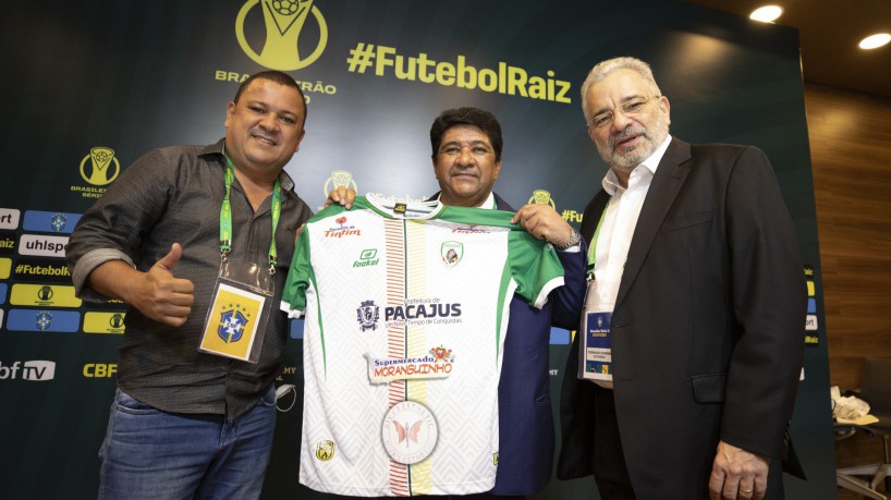 Cristiano Cortez (esq.) é o presidente do Pacajus