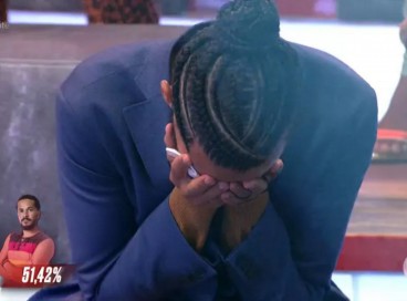 Com 51,42% dos votos, Charles é o campeão do 