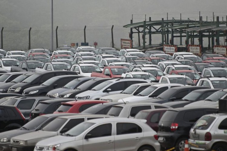 Vendas de veículos caem 4,8% em junho, diz Anfavea 