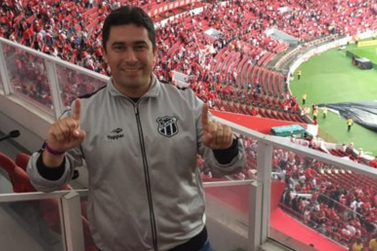 João Paulo SIlva venceu a categoria de melhor executivo financeiro na Conafut