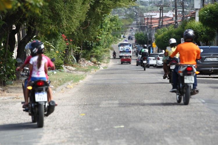 Avenida Valparaíso é a principal via do Conjunto Palmeiras