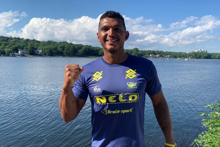 Isaquias Queiroz desbancou rivais para conquistar ouro na prova do C1 500m, no Mundial realizado em Halifax, no Canadá