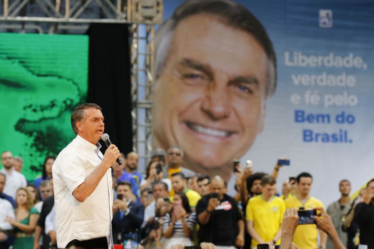 O presidente Jair Bolsonaro fala durante a convenção nacional do Partido Liberal (PL), no estádio do Maracanãzinho, no Rio de Janeiro