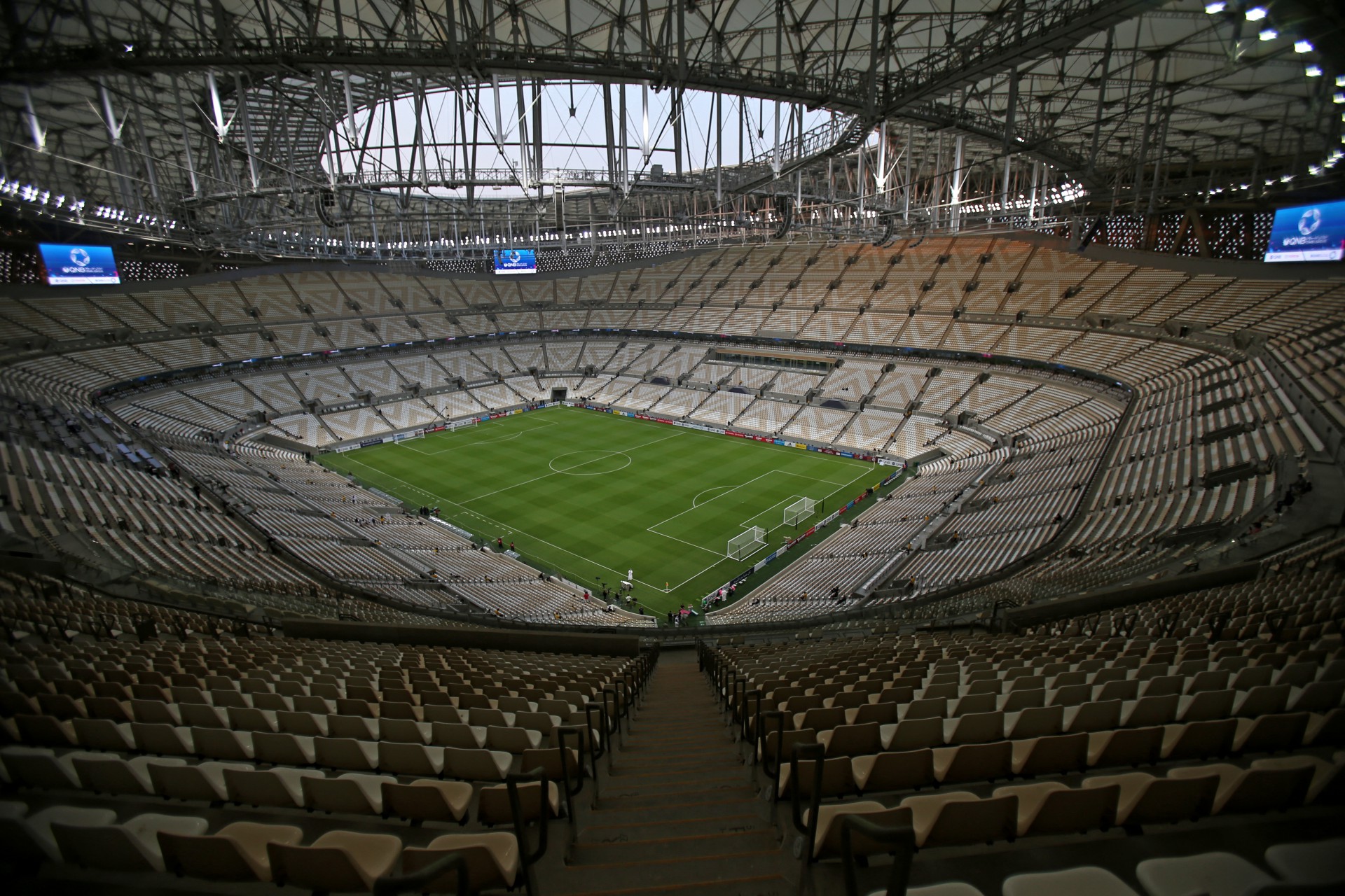Estádio Nacional de Lusail, uma das sedes da Copa do Mundo do Catar, em 2022 (Foto: MUSTAFA ABUMUNES / AFP)