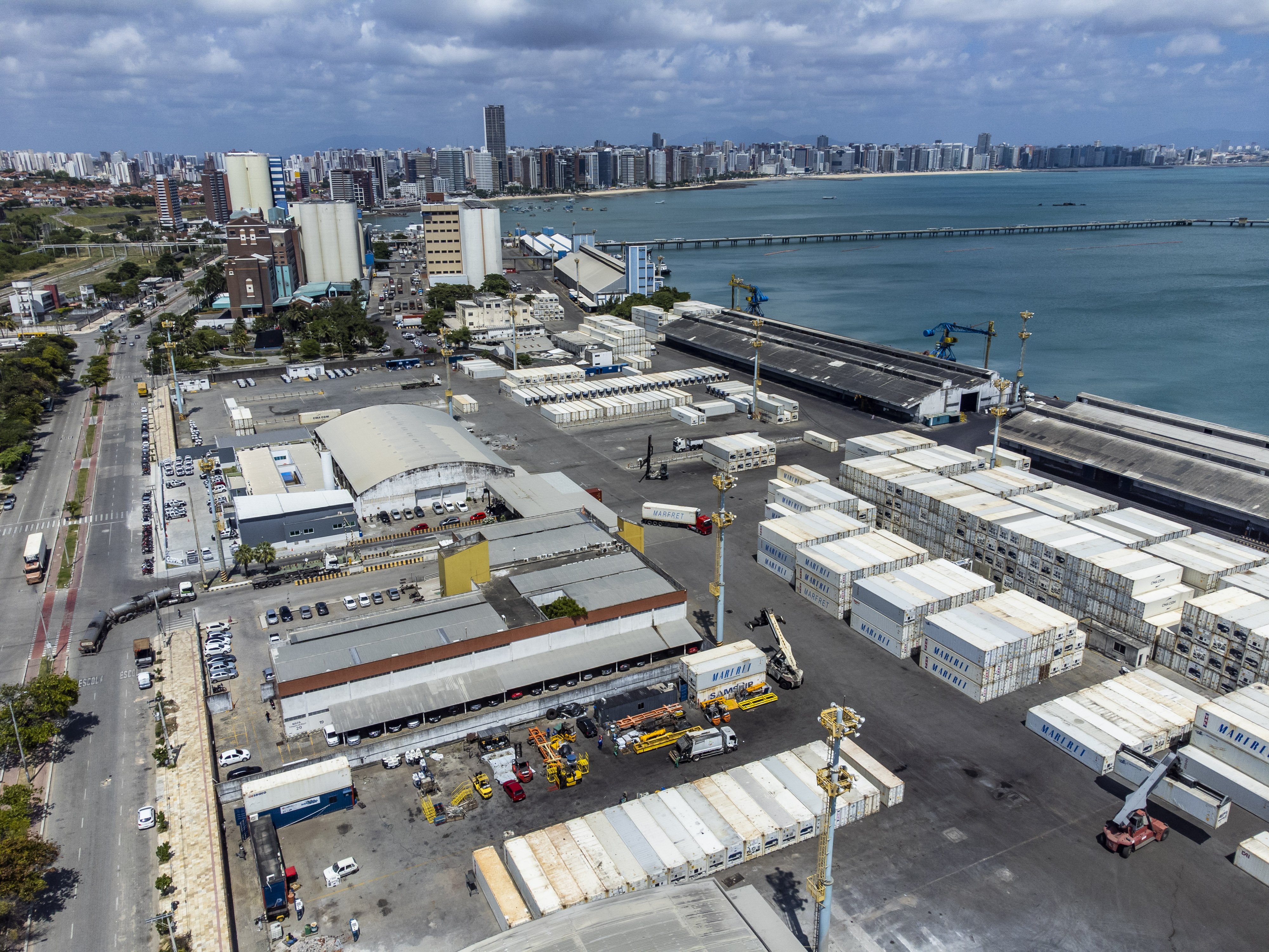 Porto de Fortaleza chegou a registrar sumiço de contêineres(Foto: FCO FONTENELE)