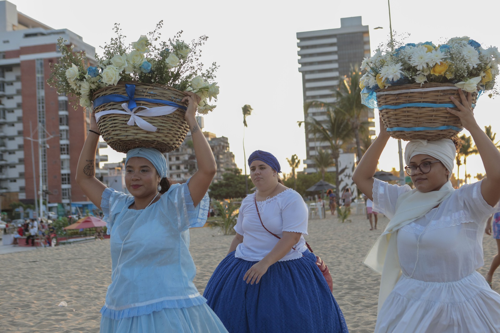 FORTALEZA CE, BR, 13.08.22  Preparação para as comemorações do dia de Iemanjá no aterro da Praia de Iracema (Foto: Fco Fontenele/O POVO)