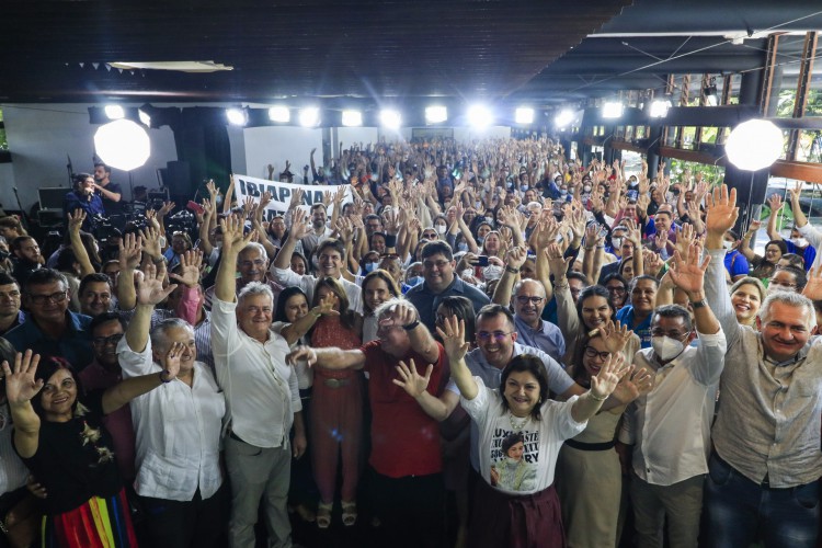 Agentes comunitários de saúde celebram aumento do piso salarial da categoria