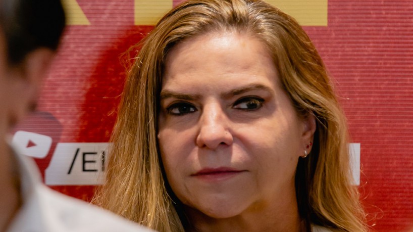 ￼Luizianne Lins se manifesta após movimentações de petista para trazer Evandro Leitão para o PT