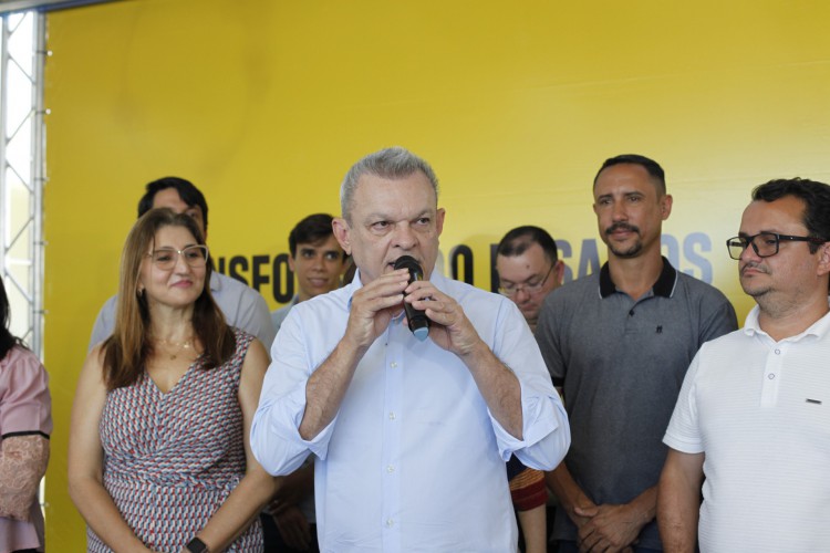 FORTALEZA CE, BRASIL, 17.08.2022:  José Sarto, prefeito de Fortaleza e Dalila Saldanha, secretaria de educação do municipio, inauguram 16º Centro de Educação infantil, Vereador Francisco Antônio Martins Nogueira no Itaperi.    (fotos: Fabio Lima/O POVO)