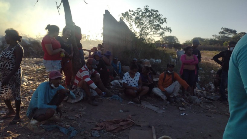 Incêndio atinge lixão da cidade de Pacajus; chamas começaram na tarde desse d...