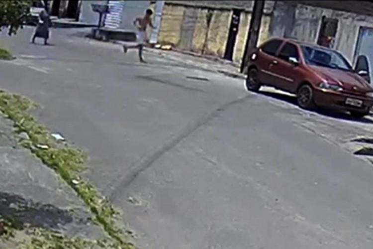 Caso ocorreu na rua 222
